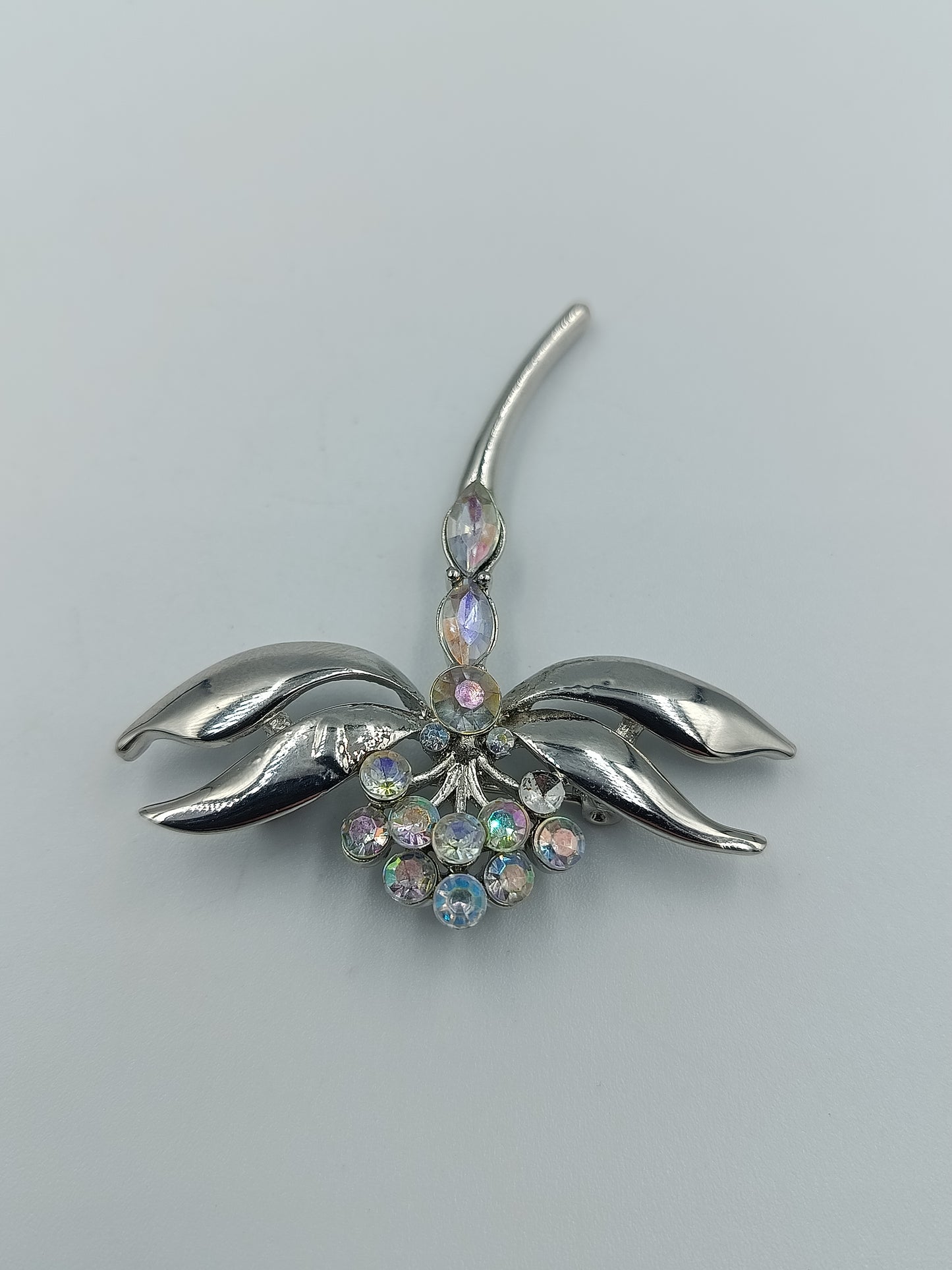 Elegante Strass-Brosche in Blumenform