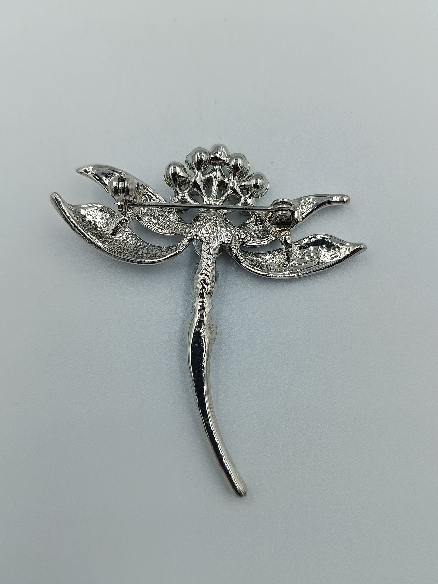 Elegante Strass-Brosche in Blumenform