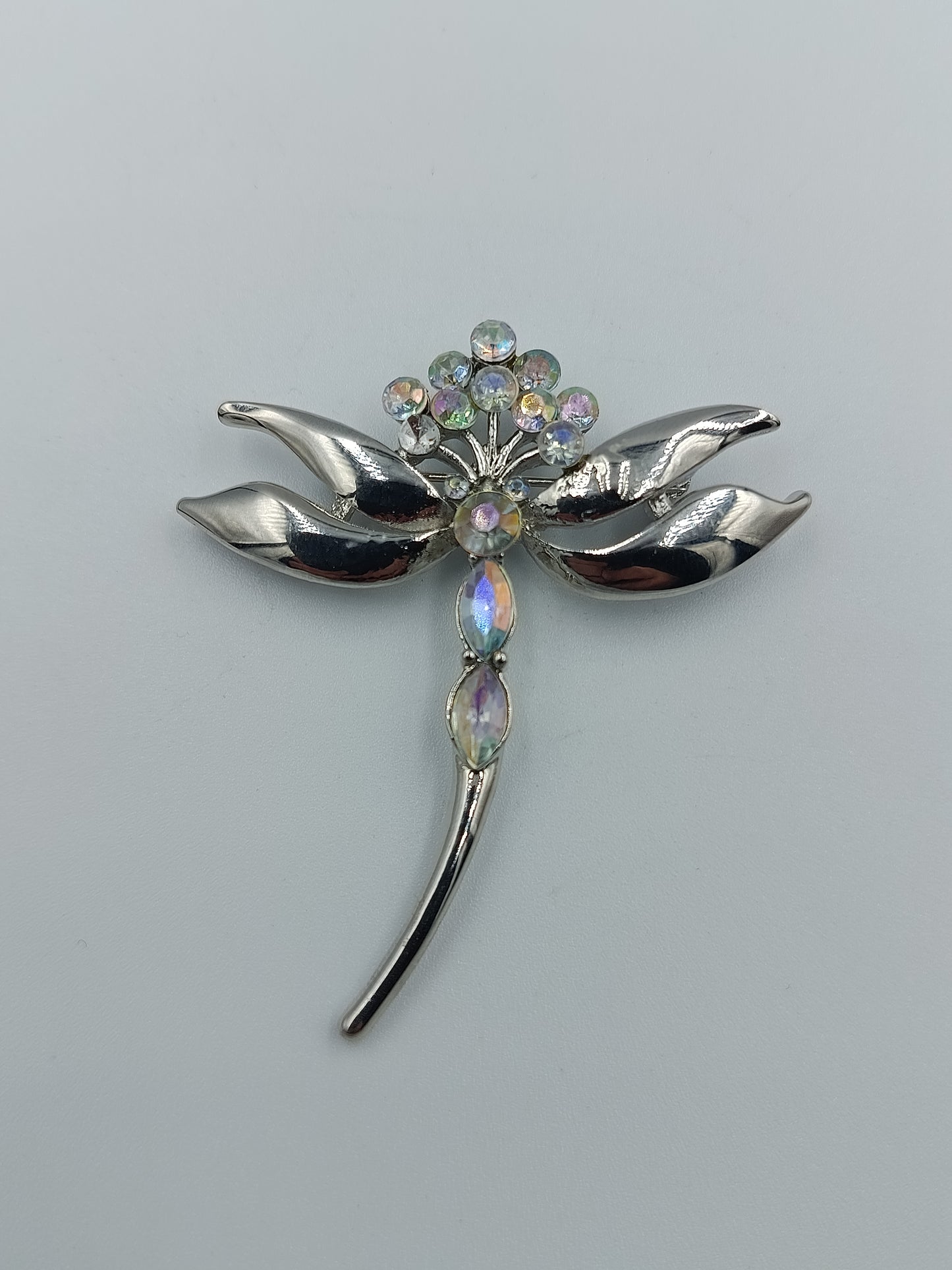 Elegante Strass-Brosche in Blumenform