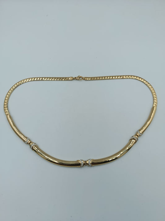 Elegante Collierkette in Goldoptik mit Zierelementen