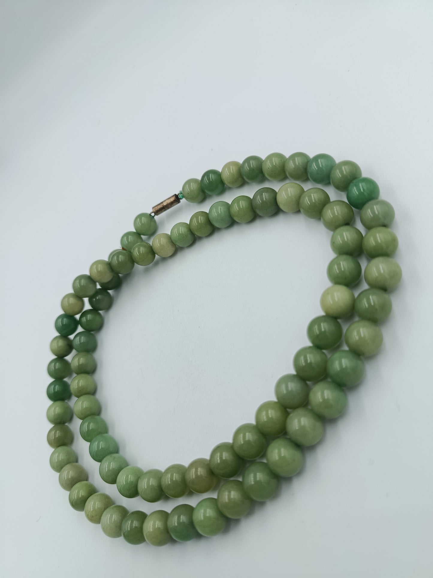 Edle Jade-Kette mit Stempel