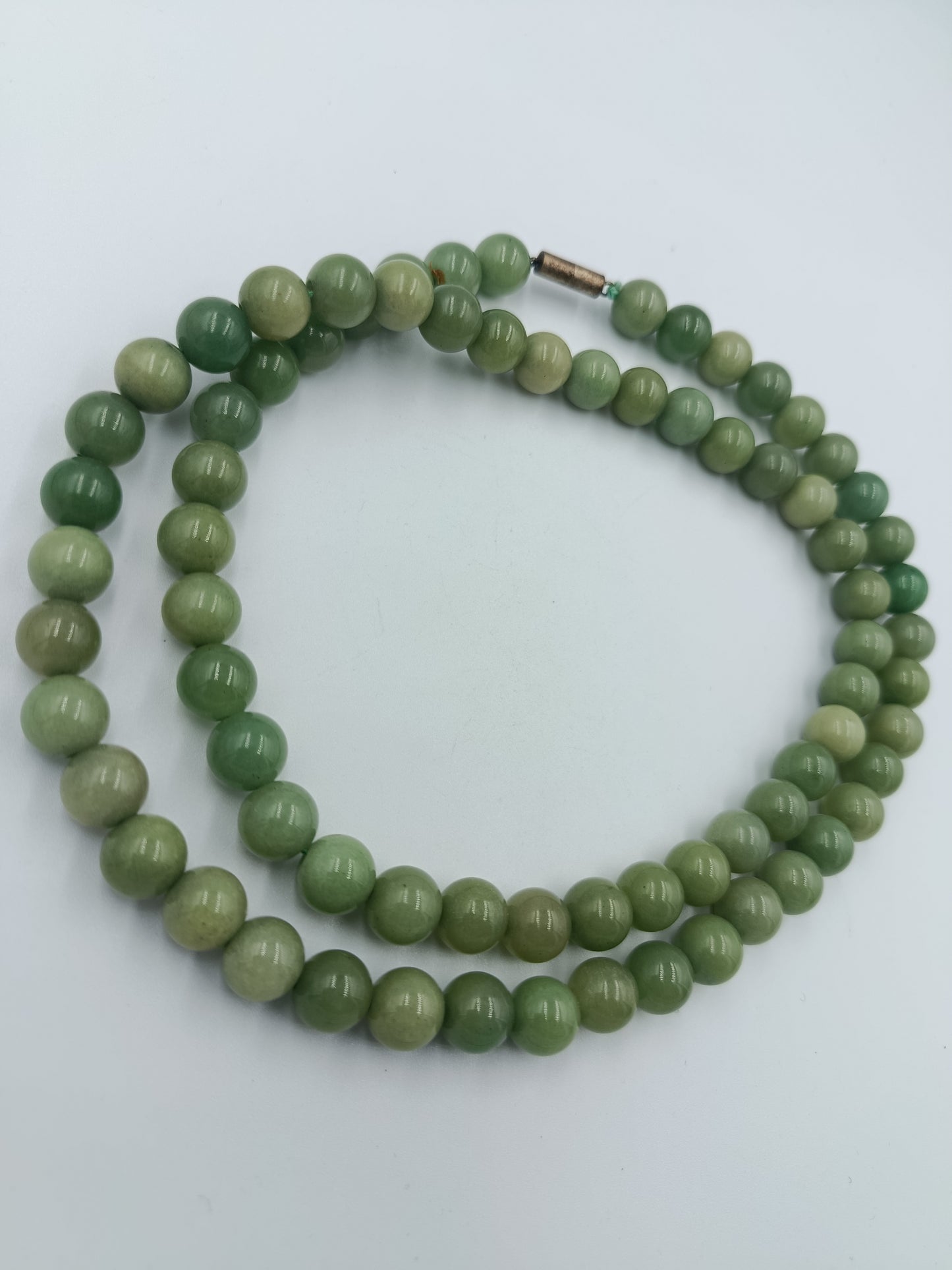 Edle Jade-Kette mit Stempel