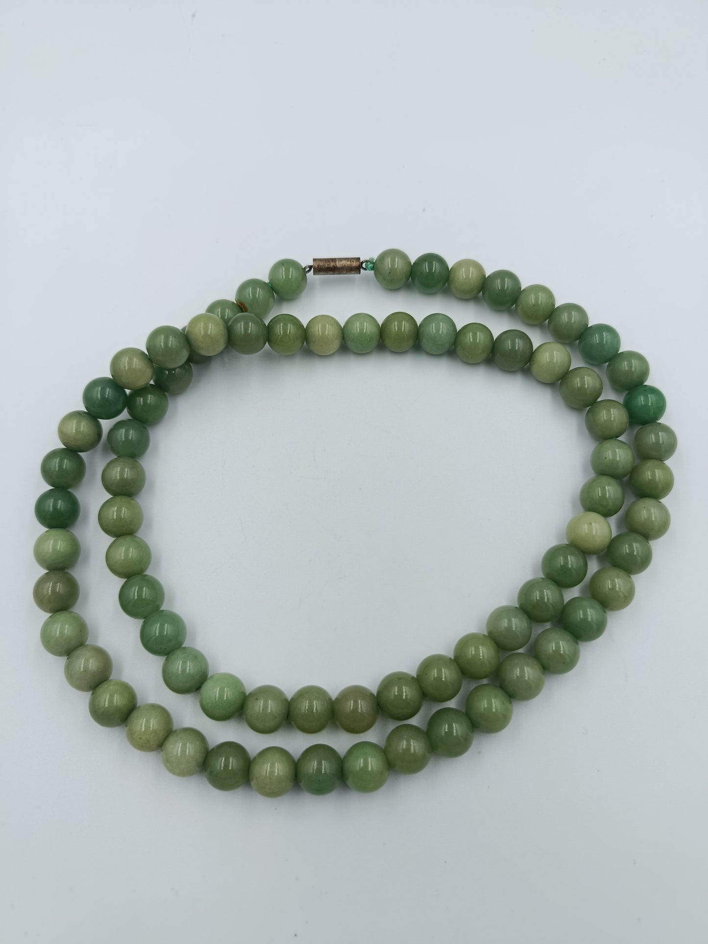 Edle Jade-Kette mit Stempel