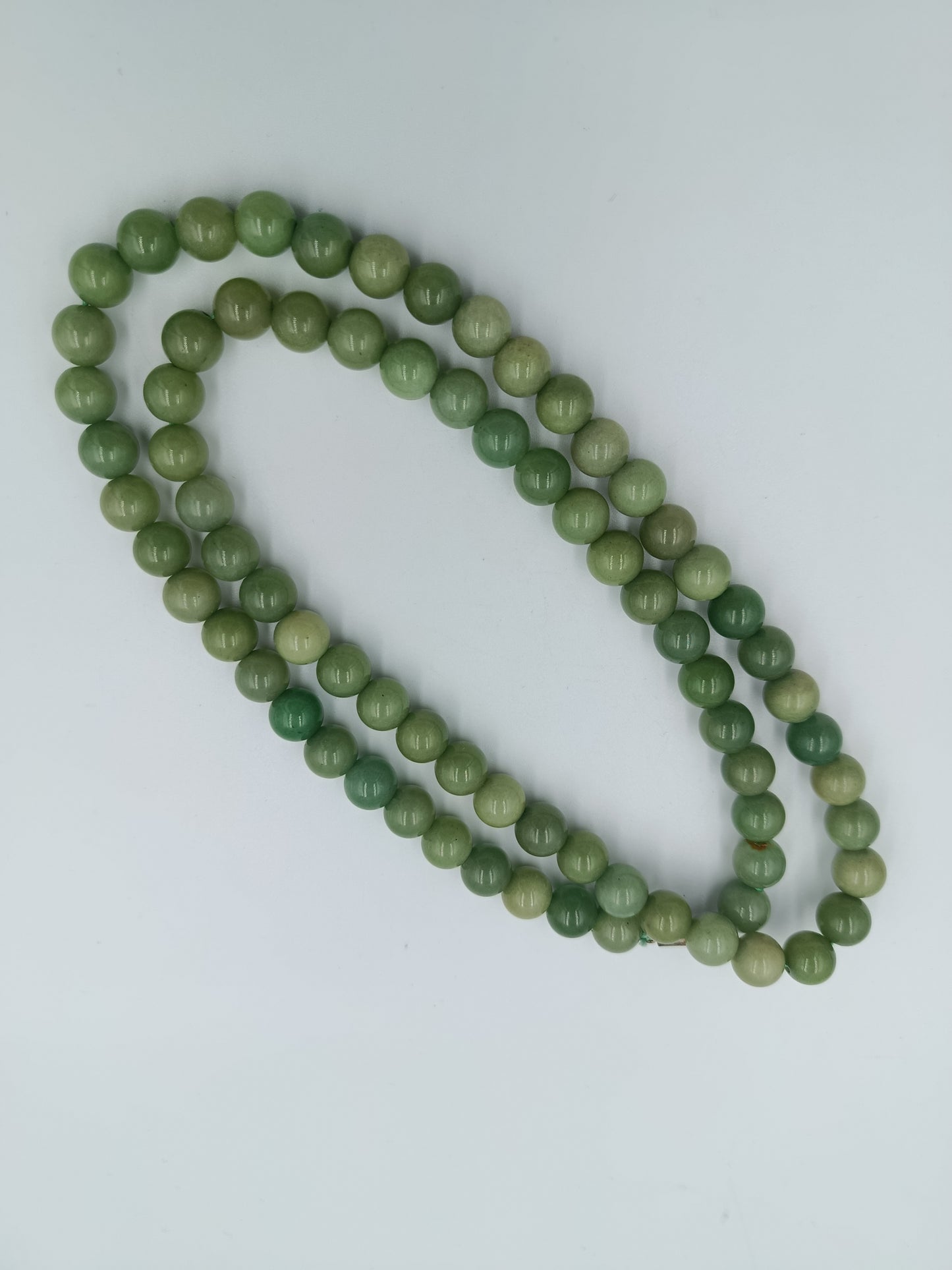 Edle Jade-Kette mit Stempel