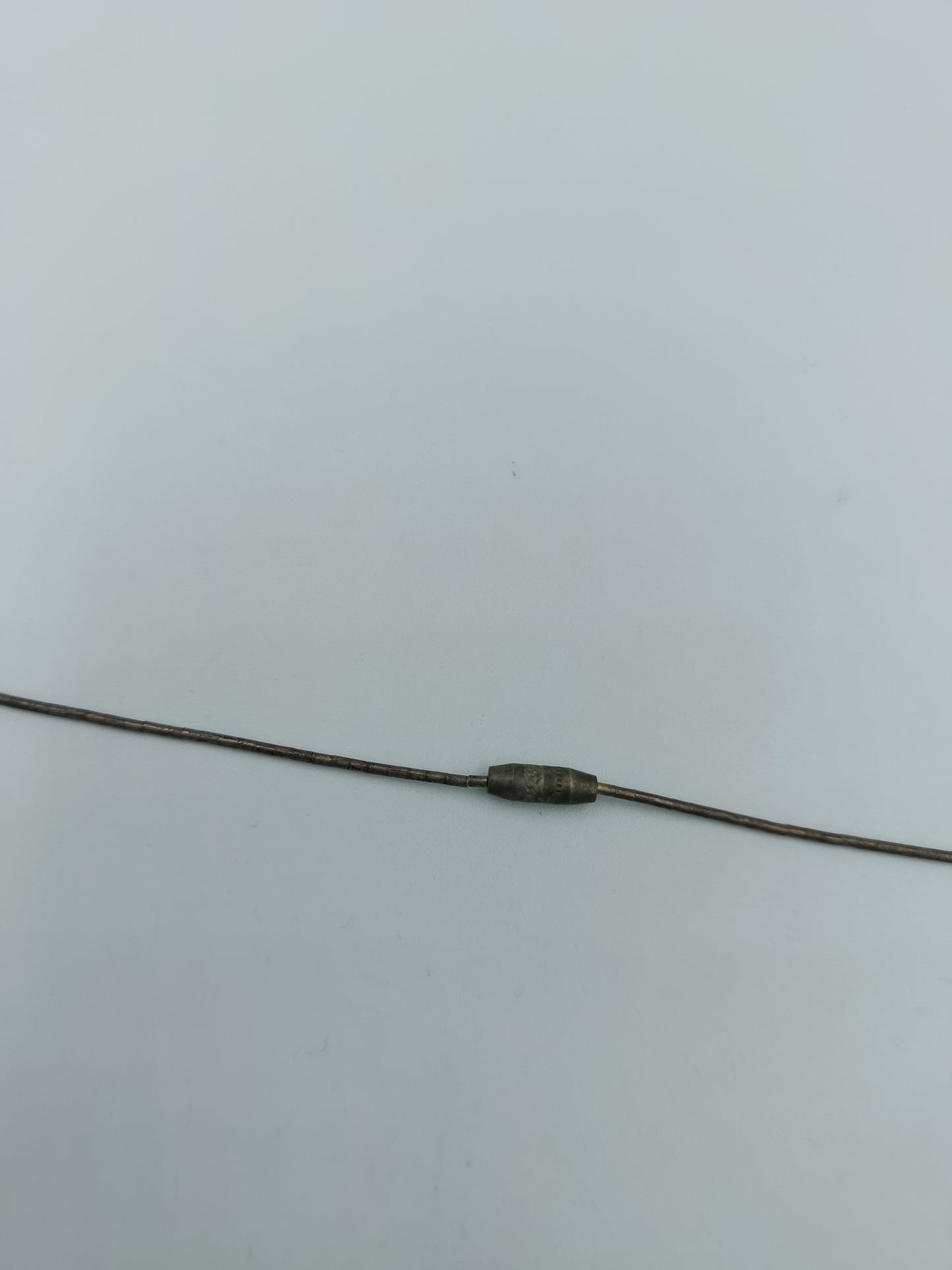 Feine Halskette mit echten Türkis-Splittern