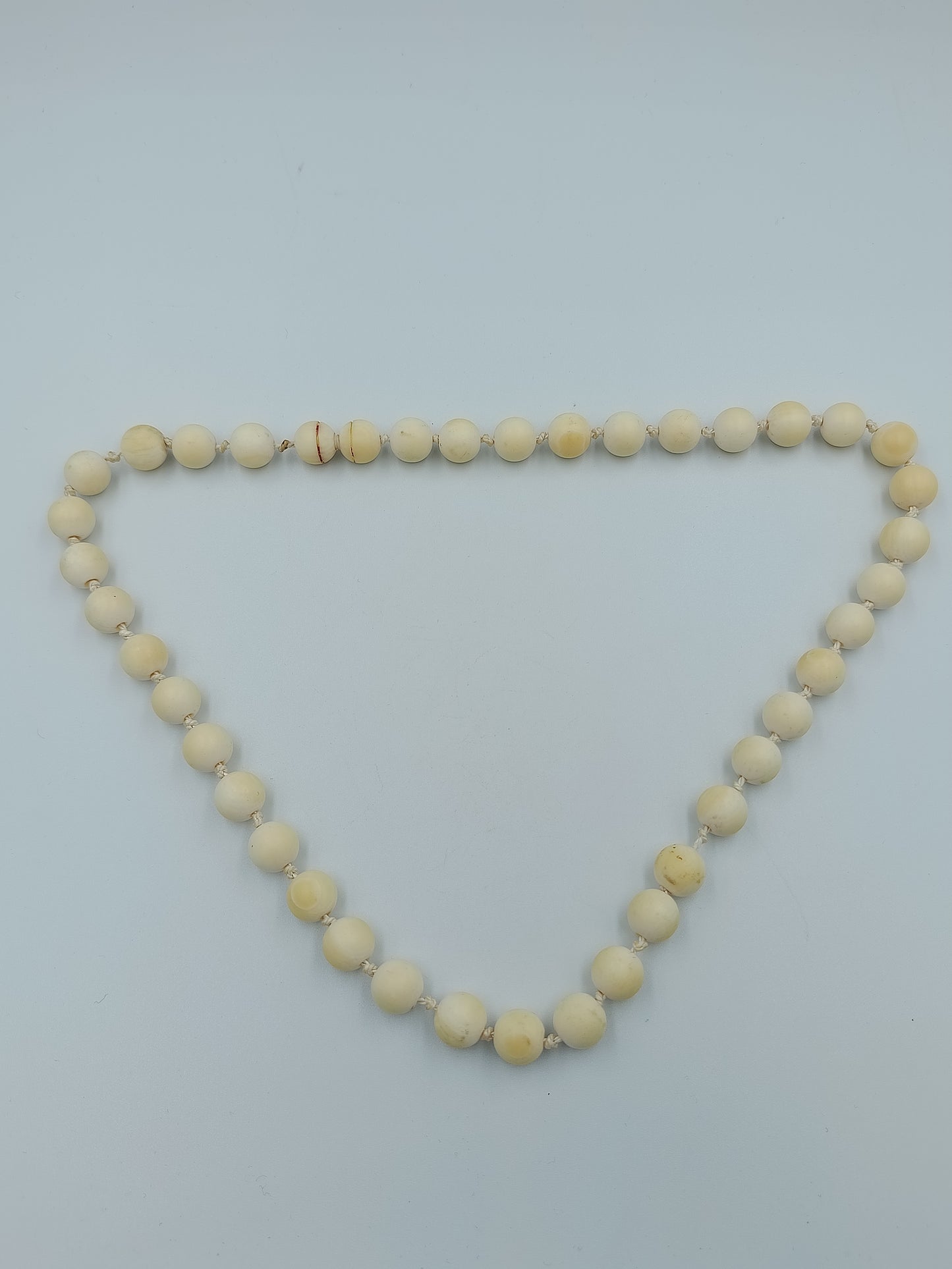 Natur-Elfenbeinfarbene Perlenkette