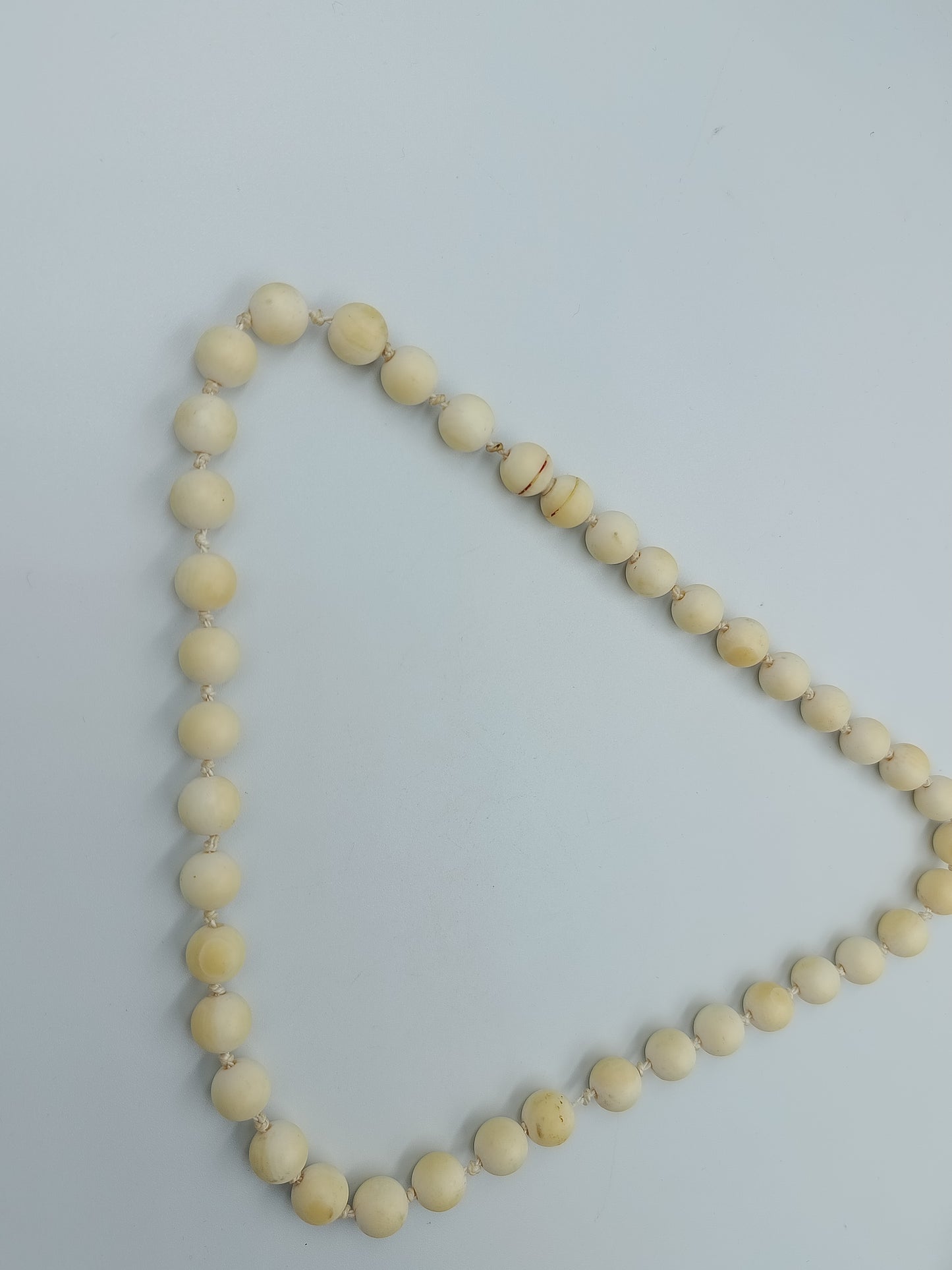 Natur-Elfenbeinfarbene Perlenkette
