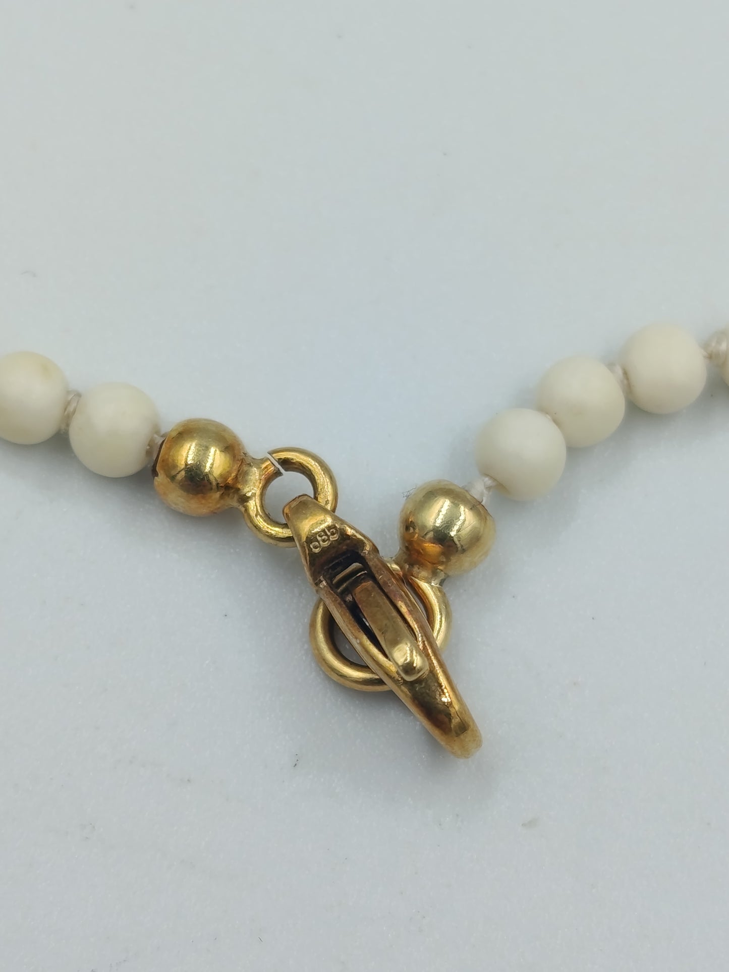 Halskette mit Rosenanhänger & 585er vergoldetem Verschluss