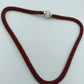Rote Kette mit Strass-Magnetverschluss