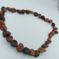 Naturholz-Halskette in warmen Erdtönen