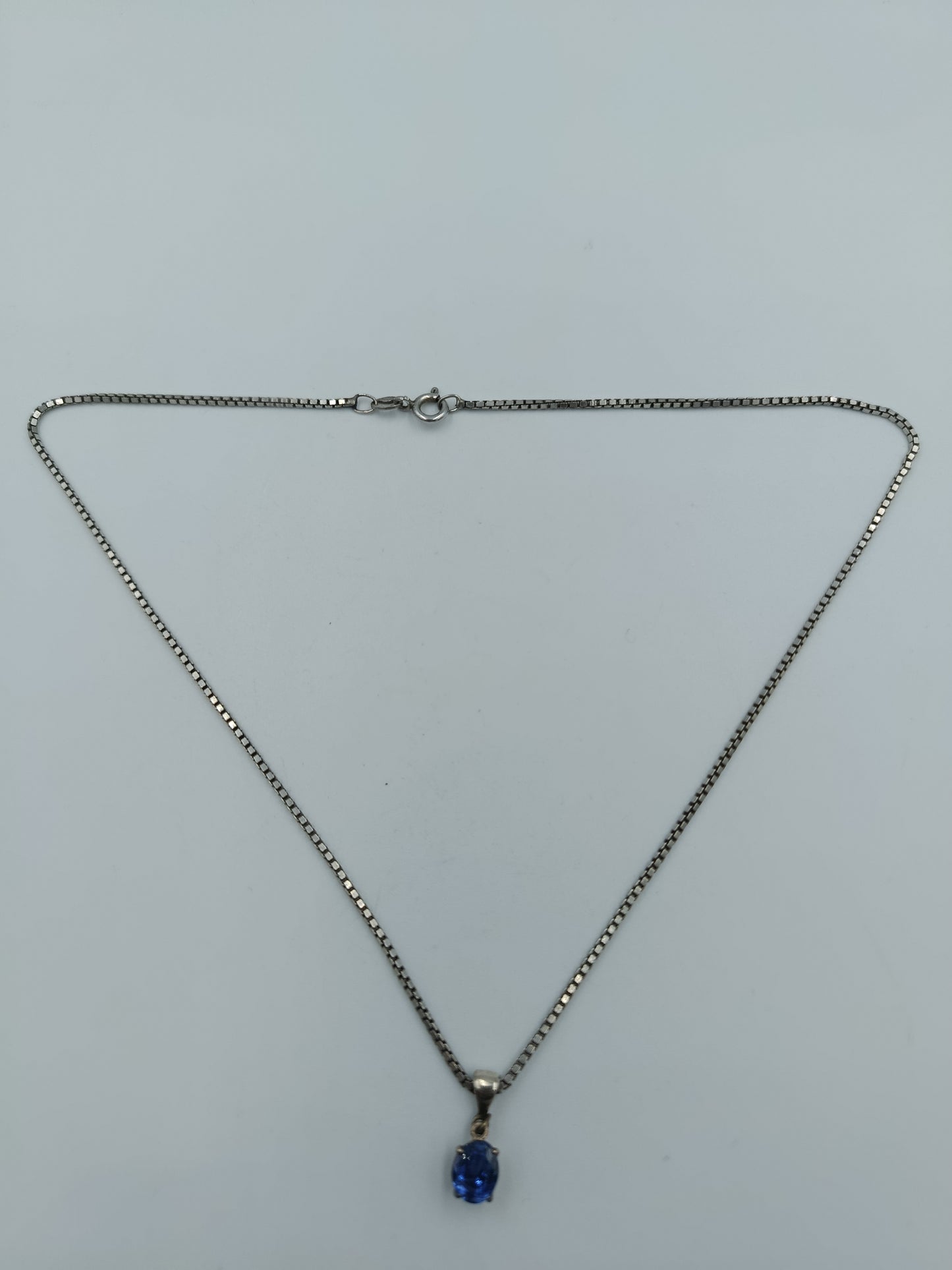 925 Silberkette mit blauem Anhänger