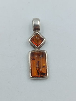 925er Silberanhänger mit Bernstein