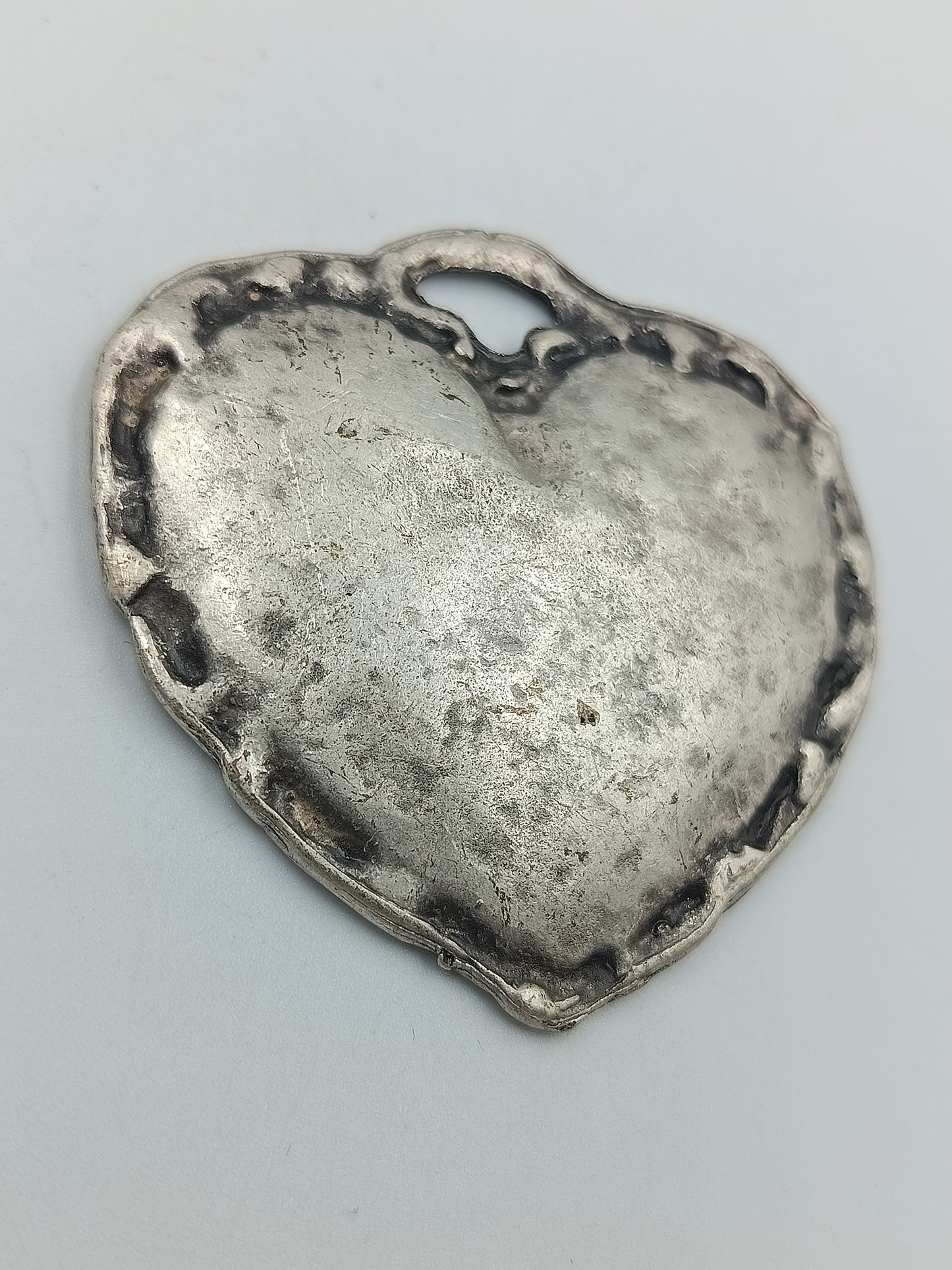 Antikes Herz-Medaillon / Anhänger