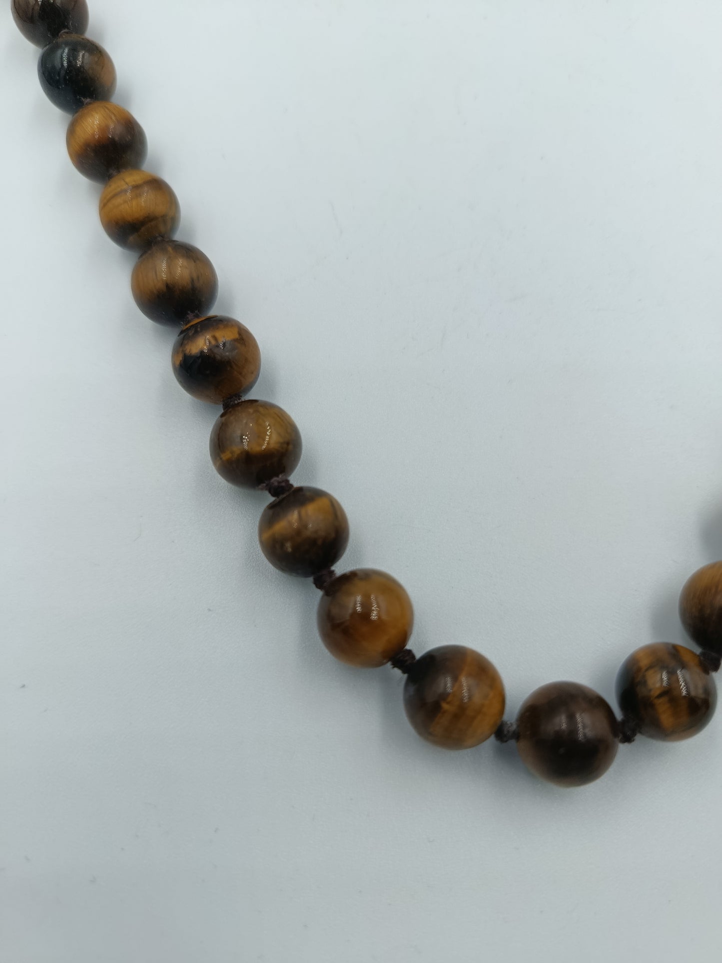 Halskette mit Tigerauge-Perlen und Magnetverschluss