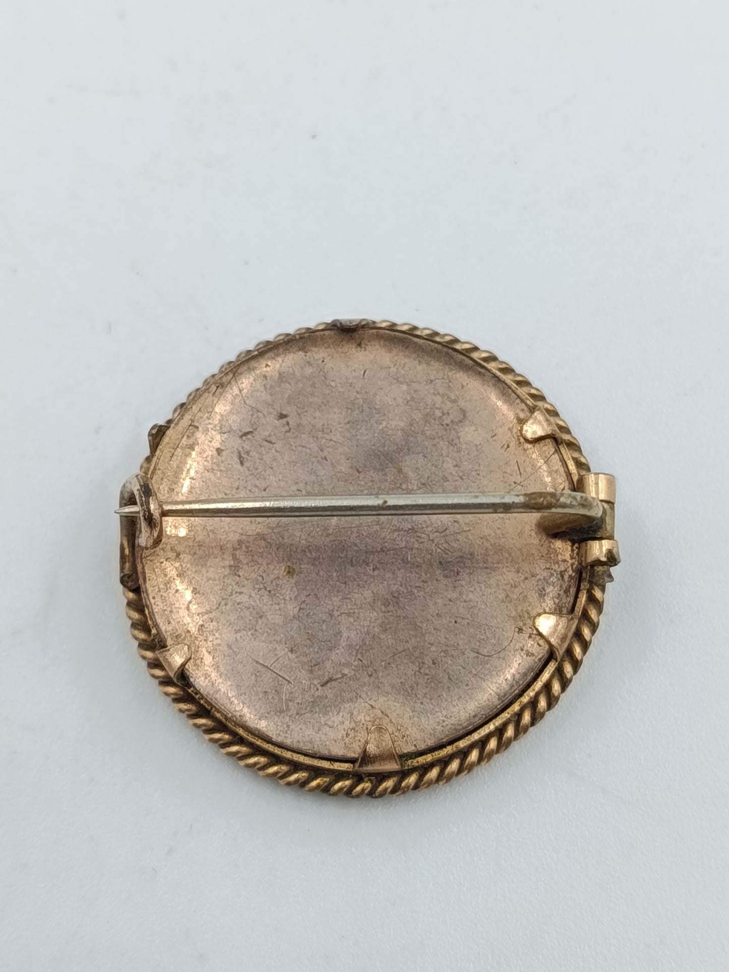 Antike Fotobrosche mit Portrait unter Glas