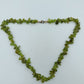 Halskette aus grünen Naturstein-Splittern