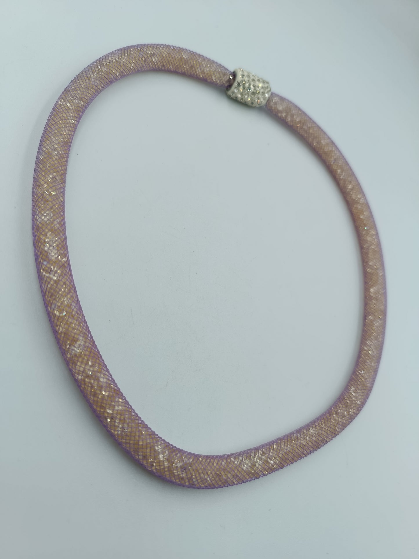 Modische Collier-Kette mit Strass-Magnetverschluss