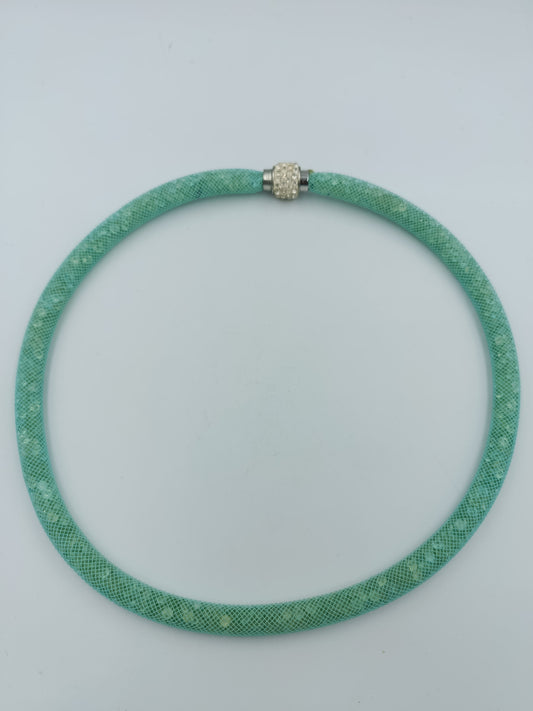 Modische Collier-Kette in Türkis mit Strass-Magnetverschluss