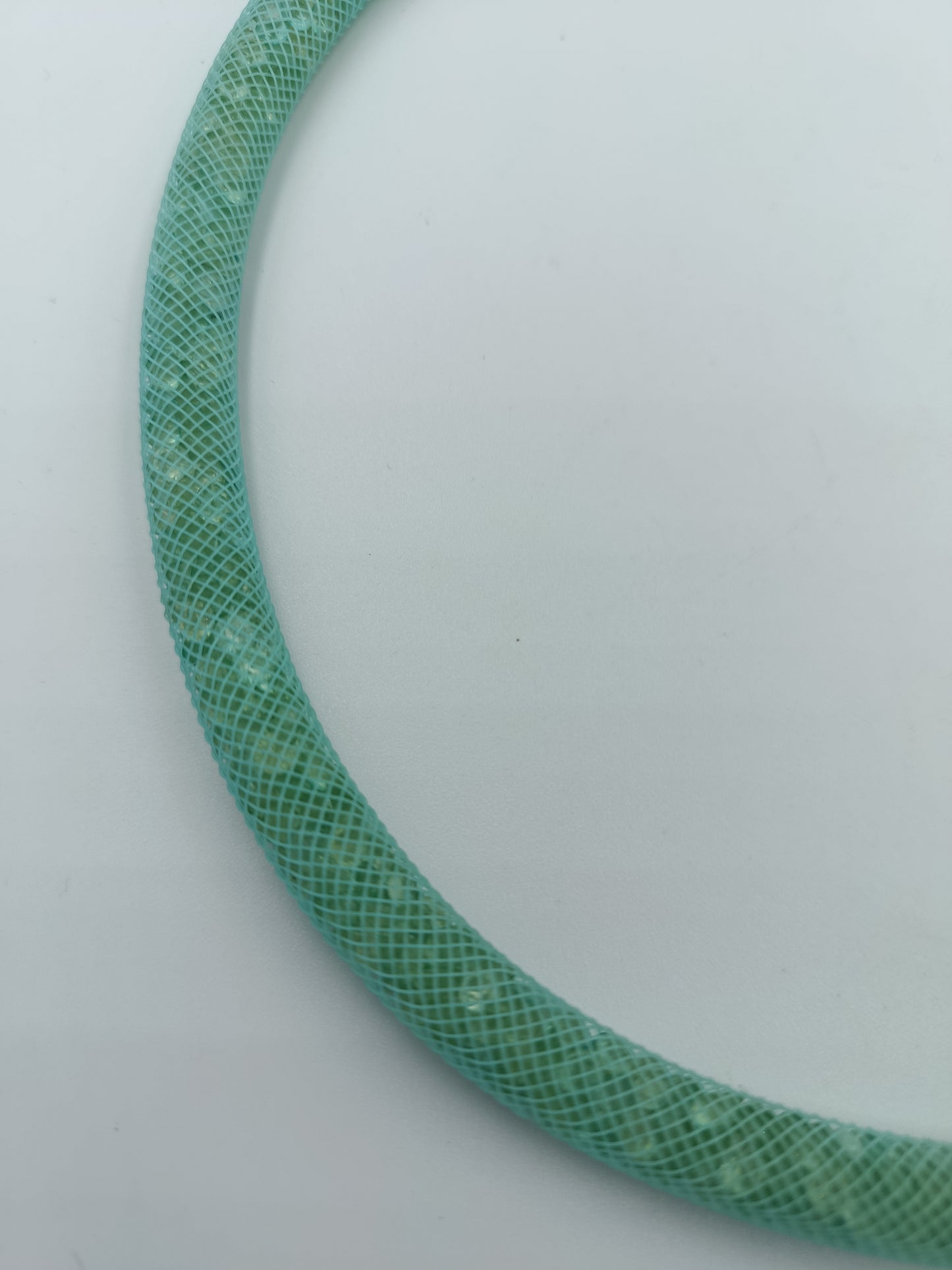 Modische Collier-Kette in Türkis mit Strass-Magnetverschluss