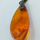 Tropfenförmiger Bernstein-Anhänger