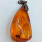 Tropfenförmiger Bernstein-Anhänger
