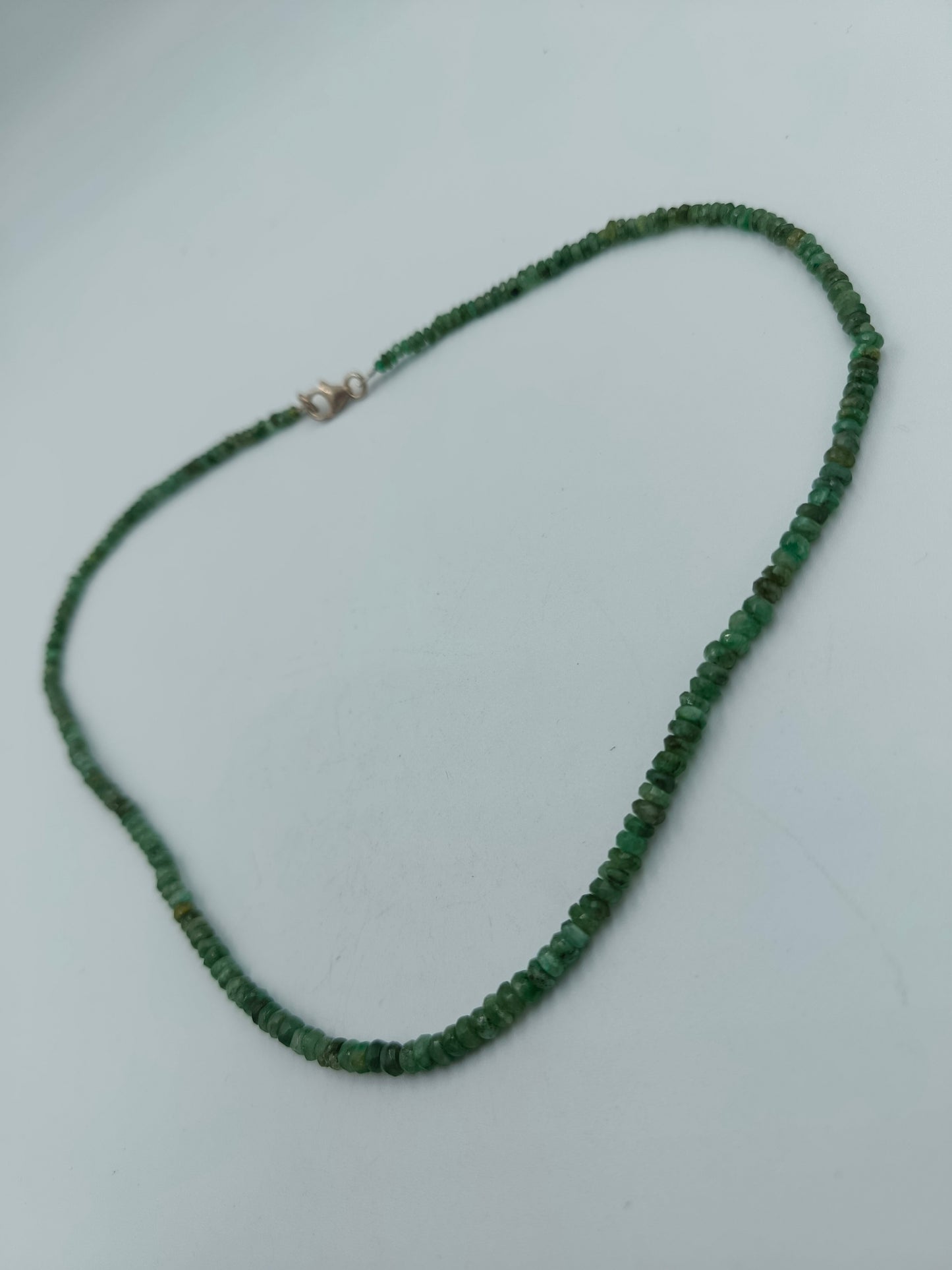 Smaragd-Kette mit 925er Silberverschluss