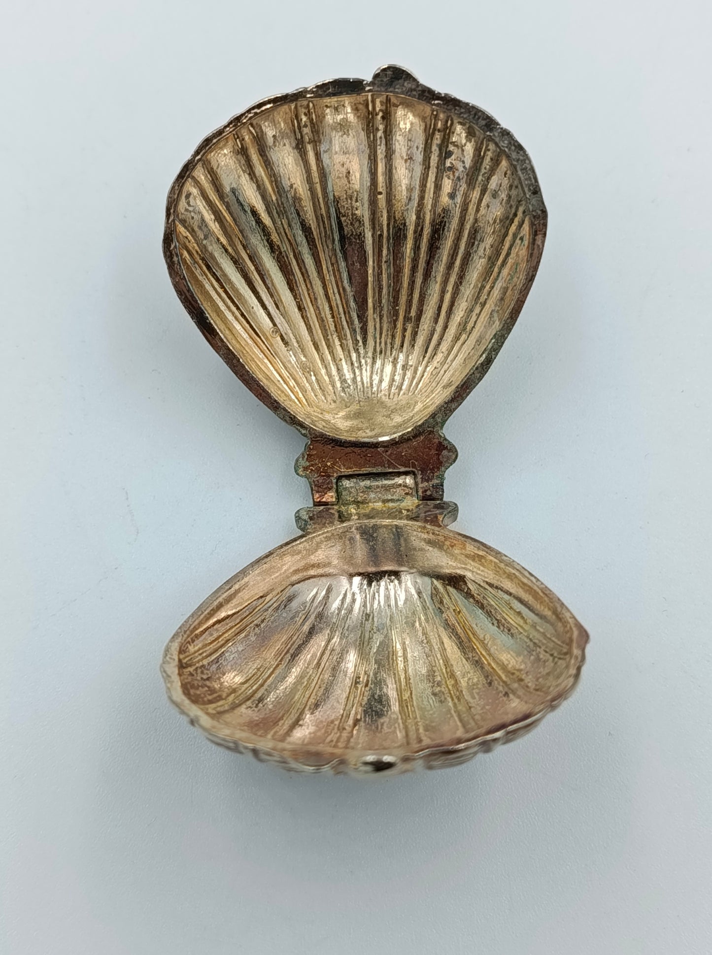 Vintage Muschel-Dose aus Metall