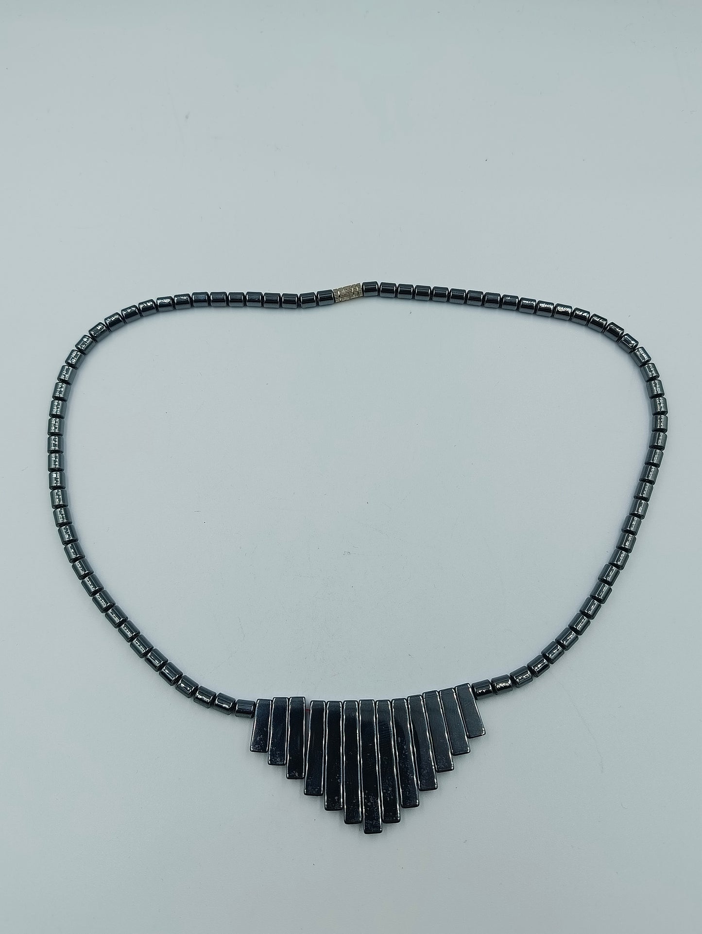 Hämatit Collier mit abgestuftem Mittelteil