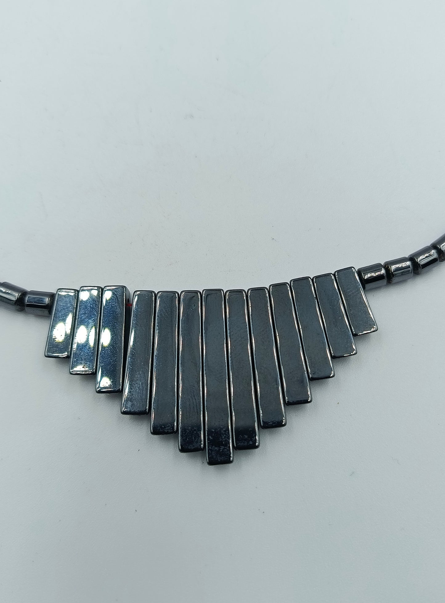 Hämatit Collier mit abgestuftem Mittelteil