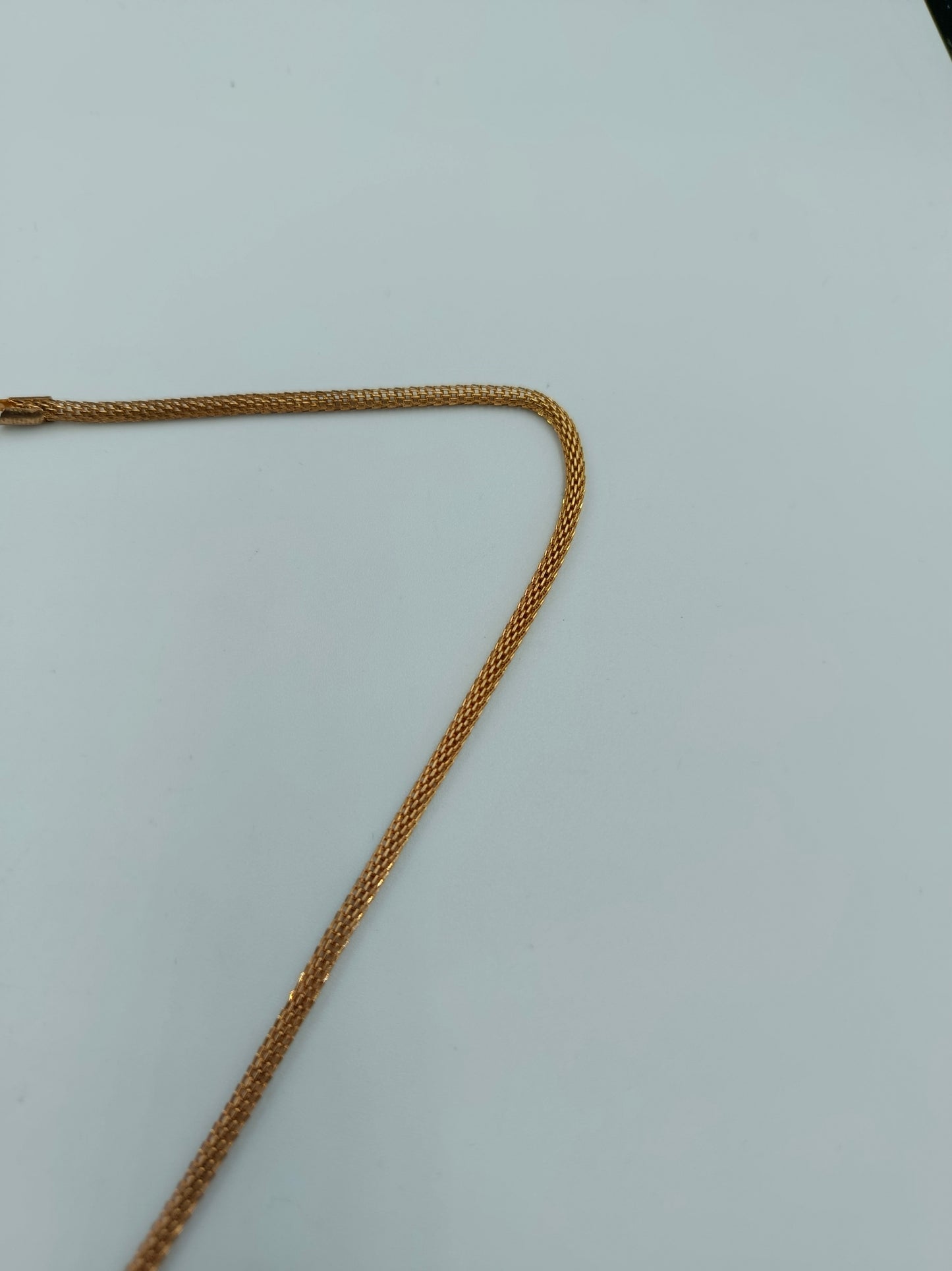 Vergoldete Kette mit Herzanhänger und Strassbesatz