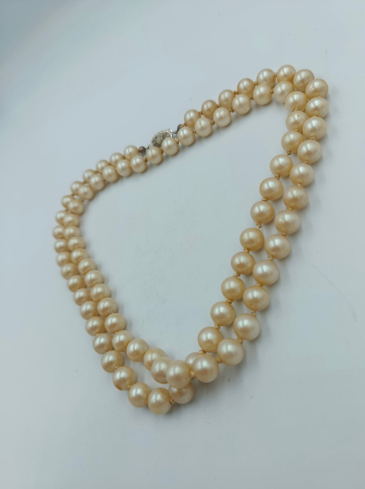 Zweireihige Perlenkette mit 835 Silberverschluss