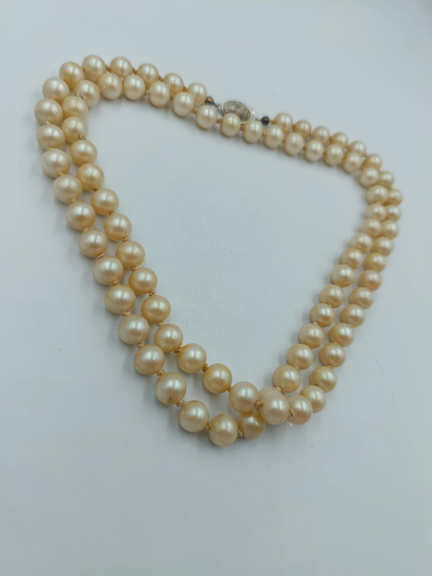 Zweireihige Perlenkette mit 835 Silberverschluss