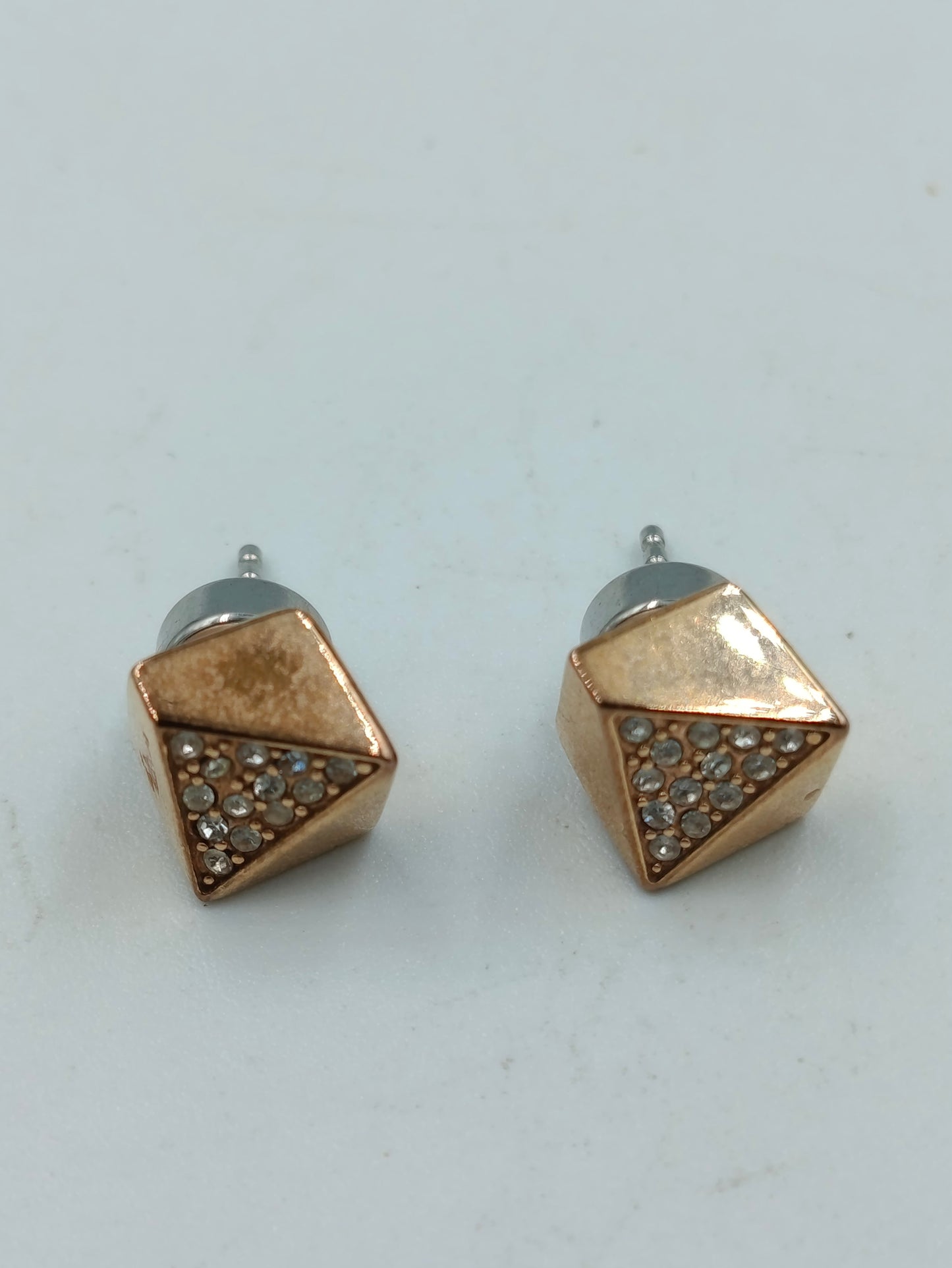 Ohrstecker goldfarben mit Strass