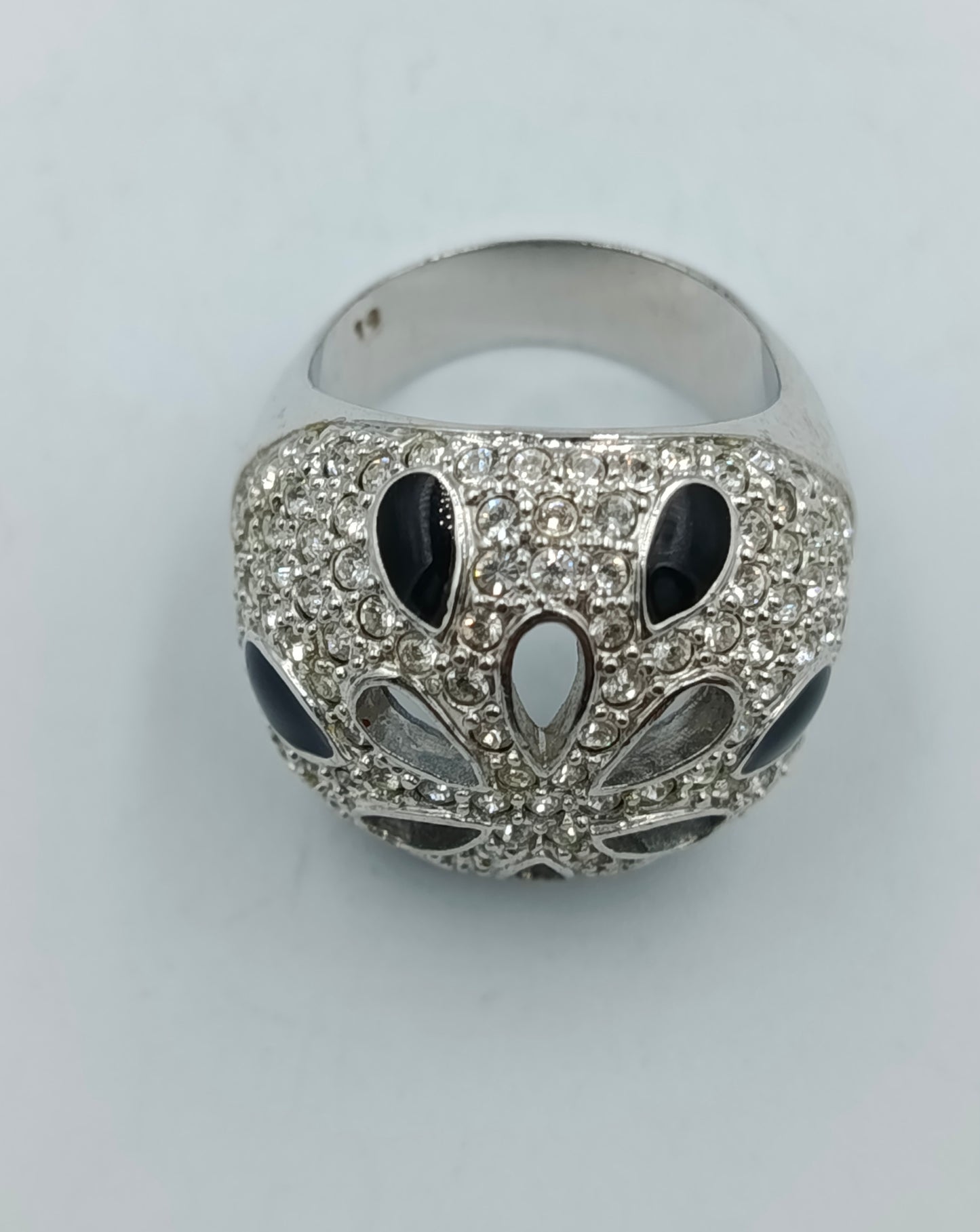 Damenring mit Strass und Ornament-Design