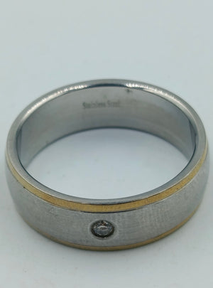 Edelstahlring mit goldener Kante und Steinbesatz