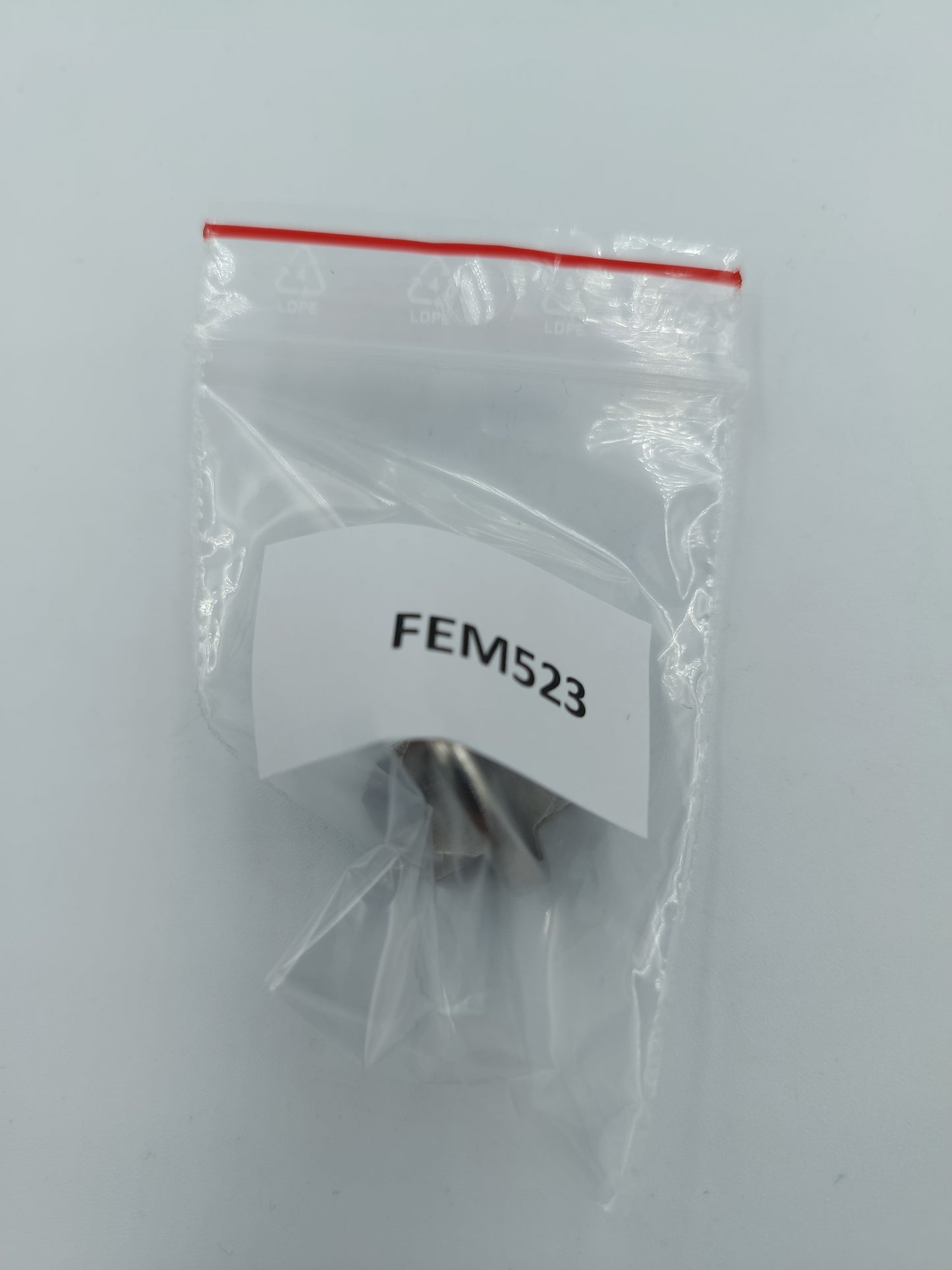 Silberfarbener Siegelring mit Gravur