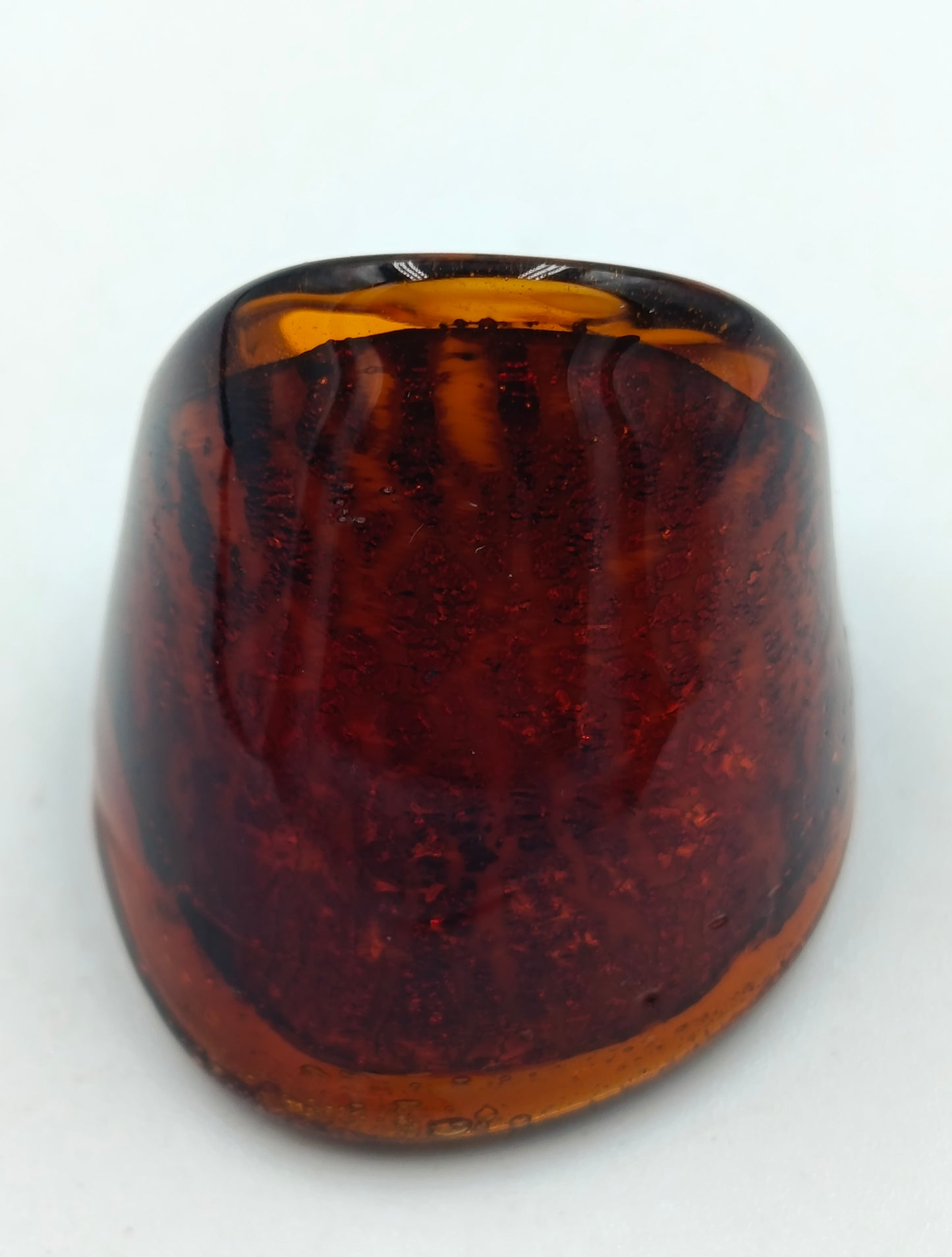 Dunkelbrauner Ring im Vintage-Look