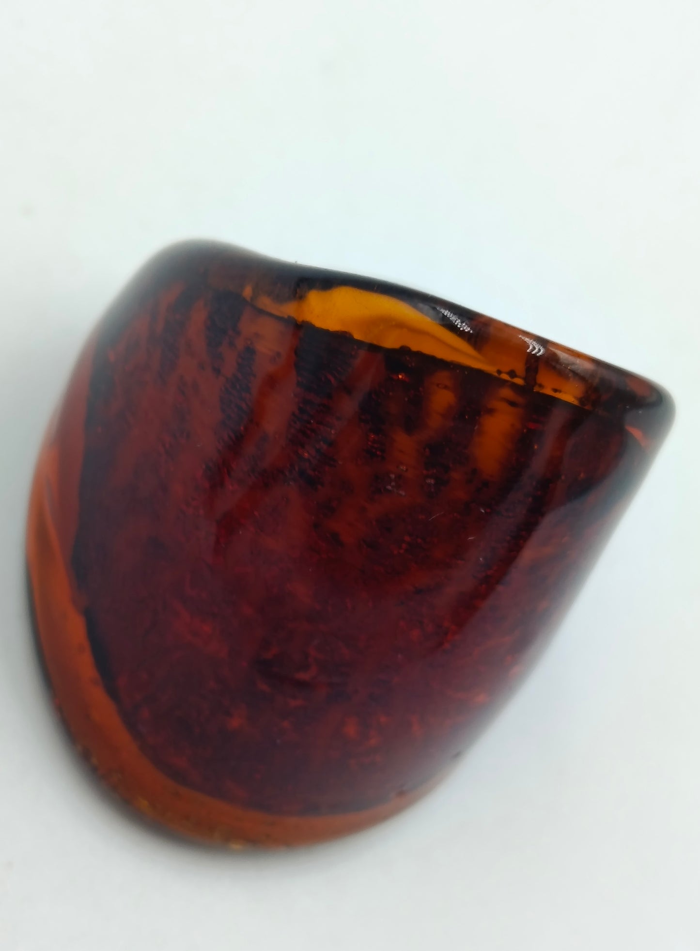 Dunkelbrauner Ring im Vintage-Look