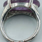 Silberfarbener Ring mit ovalem Amethyst-Stein