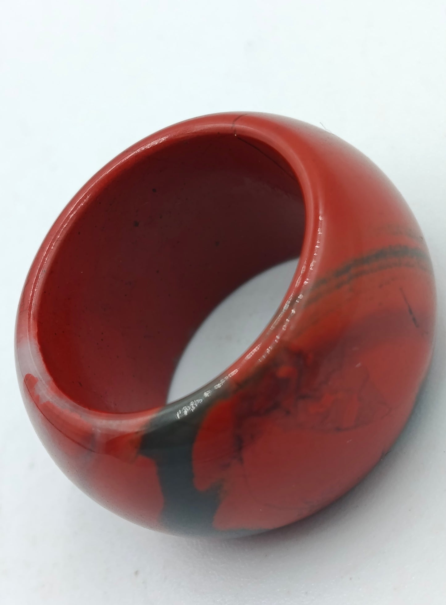 Ring aus rotem Jaspisstein