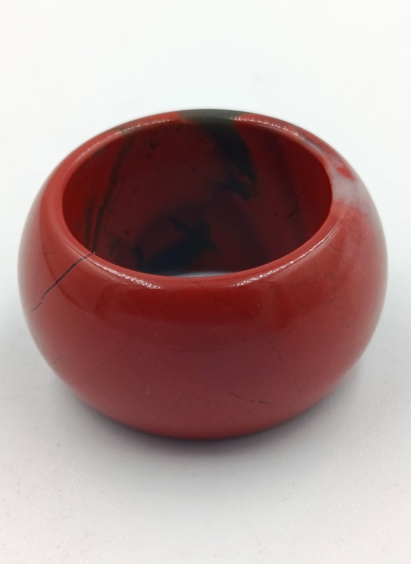 Ring aus rotem Jaspisstein