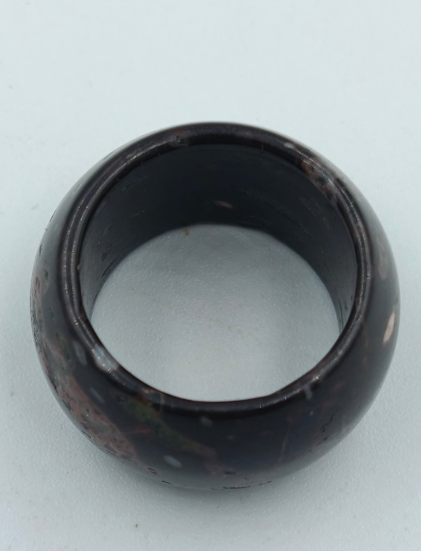 Breiter Steinring aus Jaspis