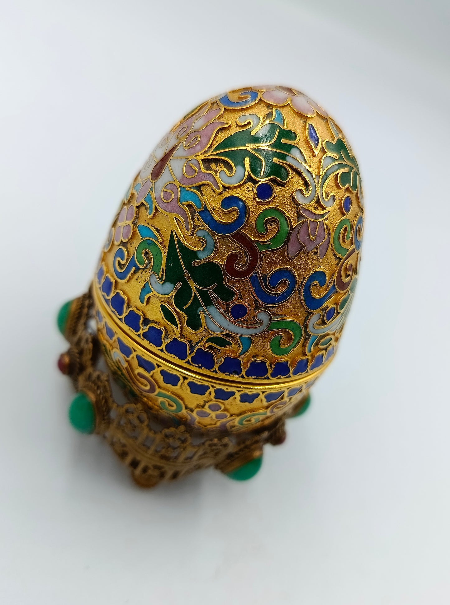 Prächtige Fabergé-Stil Schatulle mit Emaille und Edelsteinverzierung