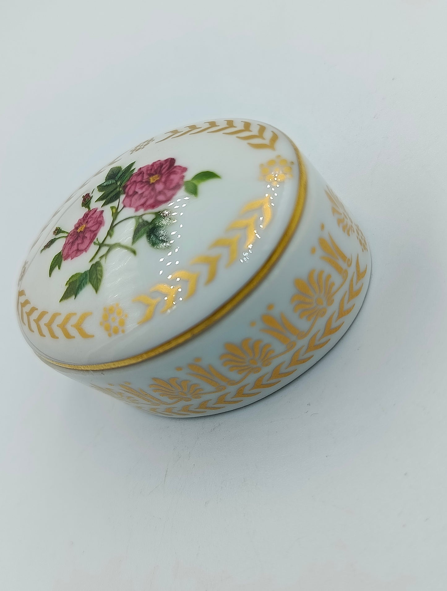 Porzellanschatulle „Empress Josephine’s Rose Garden“ (Limited Edition 1980)