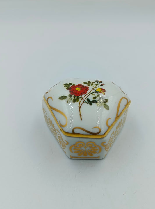 Porzellanschatulle  aus Empress Josephine’s Rose Garden