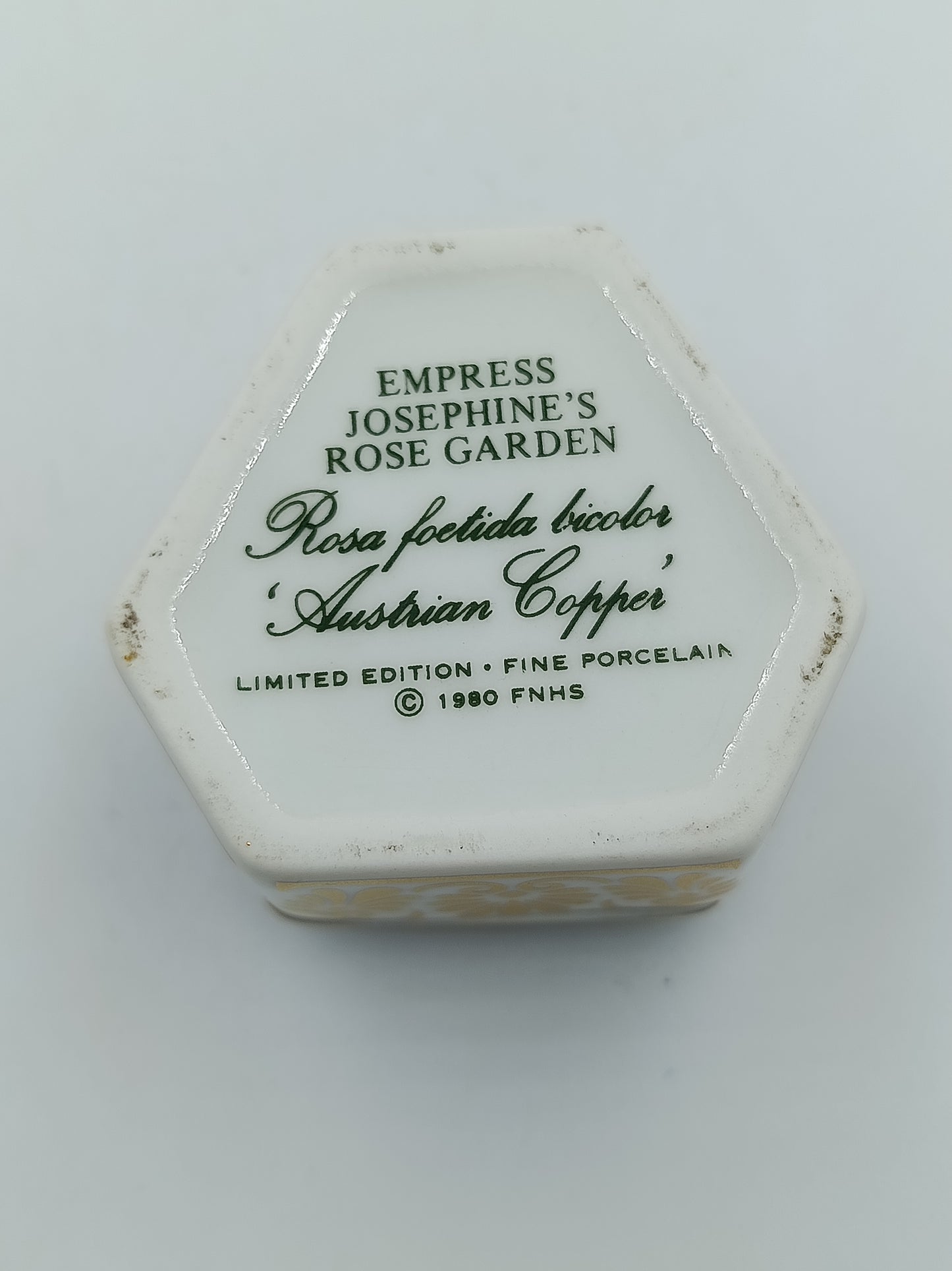 Porzellanschatulle  aus Empress Josephine’s Rose Garden