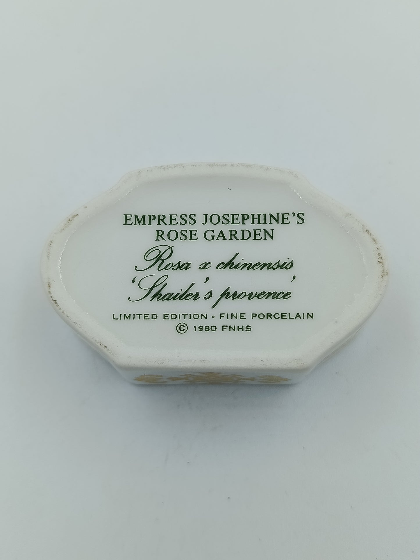 Porzellanschatulle  aus Empress Josephine’s Rose Garden