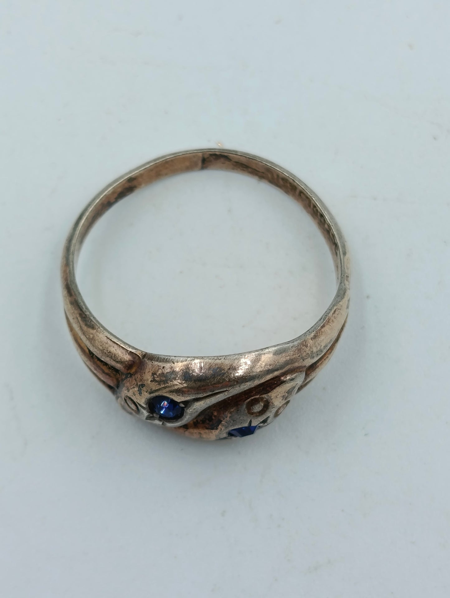 Vintage Silberring mit Schlangenmotiv und blauen Steinen