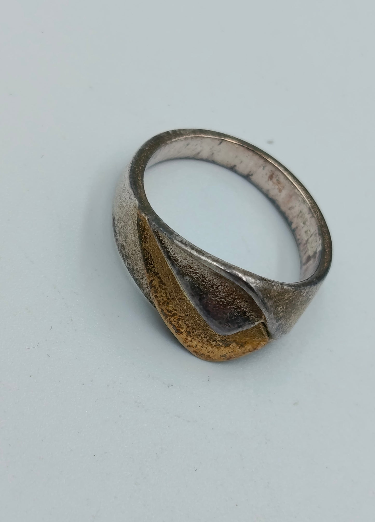 Moderner 925 Silberring mit vergoldetem Akzent