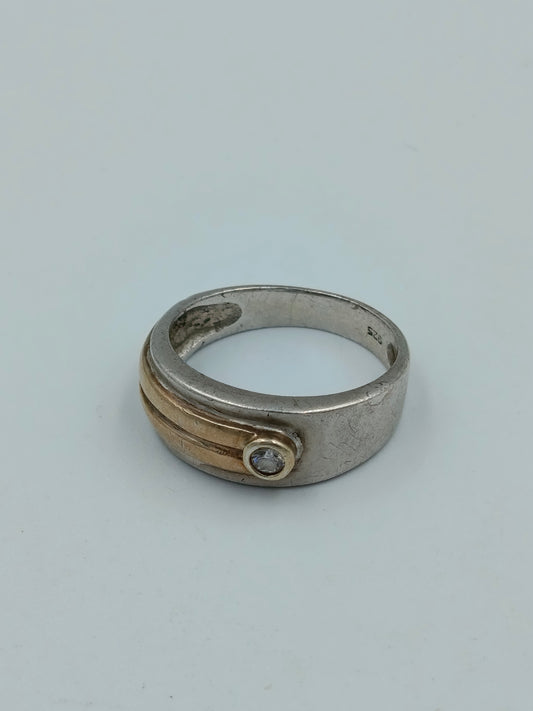Moderner 925 Silberring mit Goldakzent und Zirkonia
